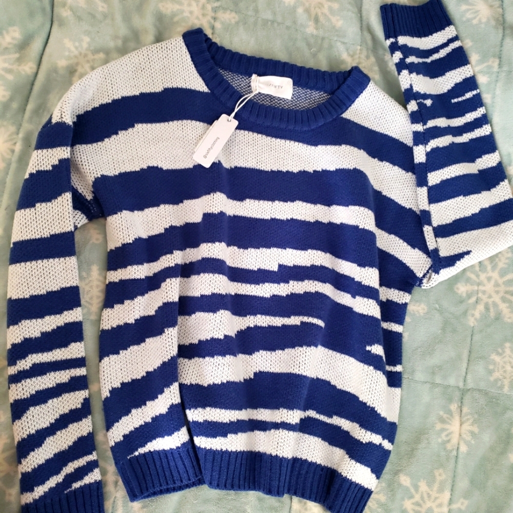 Blue & White Soft Sweater by sixfifty